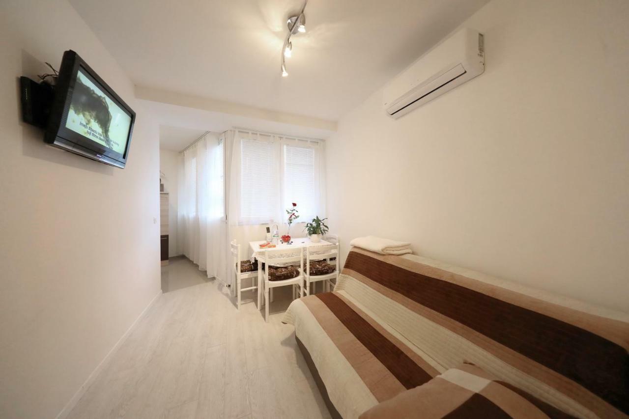 זאדאר Apartment Luci מראה חיצוני תמונה
